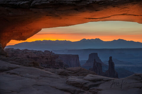 Mesa Arch Photo - Sunrise With Washer Woman and La Sal Mountains