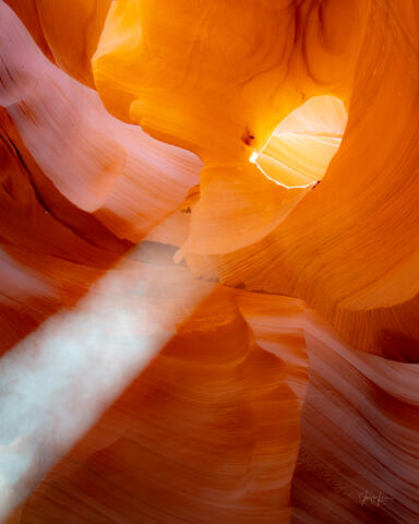 slot canyon, Antelope Canyon, light beams,