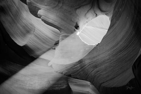 slot canyon, Antelope Canyon, light beams,