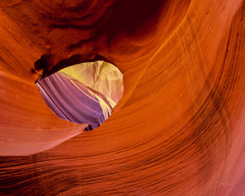 slot canyon, Antelope Canyon, light beams,