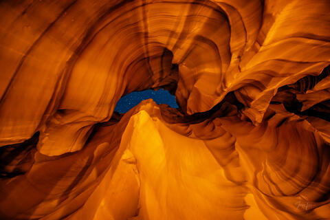 slot canyon, Antelope Canyon, light beams,