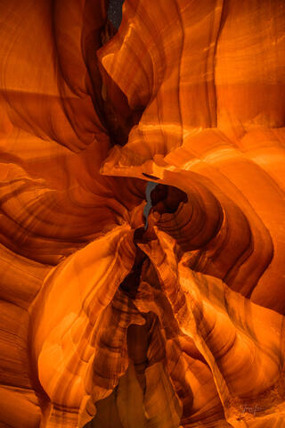 slot canyon, Antelope Canyon, light beams,