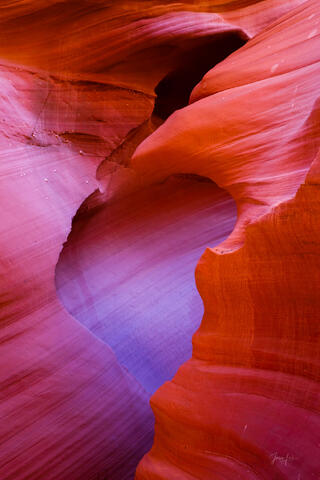 slot canyon, Antelope Canyon, light beams,