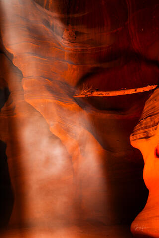 slot canyon, Antelope Canyon, light beams,
