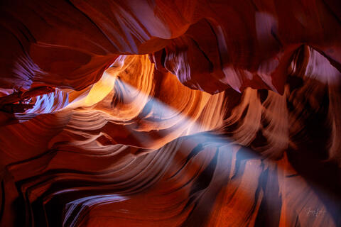 slot canyon, Antelope Canyon, light beams,