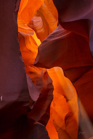 slot canyon, Antelope Canyon, light beams,