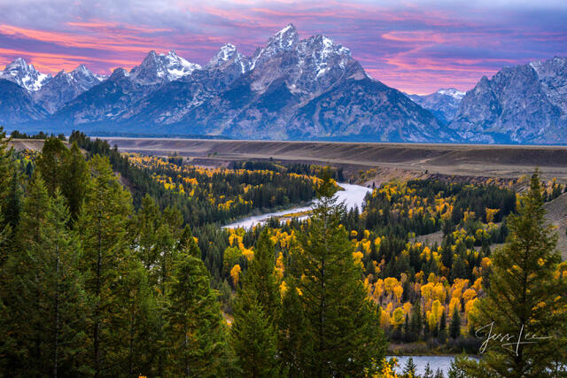 Grand Teton Snake River Overlook autumn, fall sunset