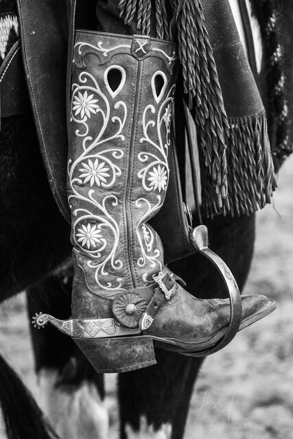 Black and White Photography, Horse Photos, Cowboy Boots, Western Photography