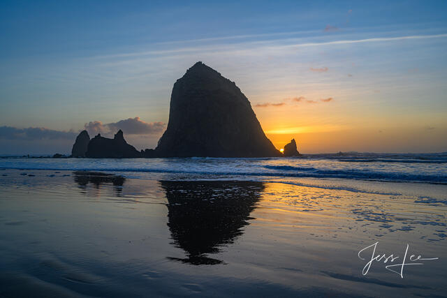 Sundowner at Haystack Rock