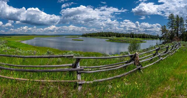 Harriman Wide View - Color