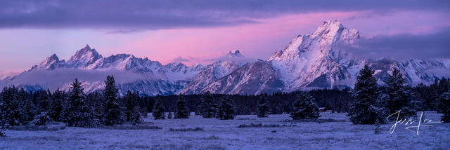 Morning photo in the Grand Teton mountains