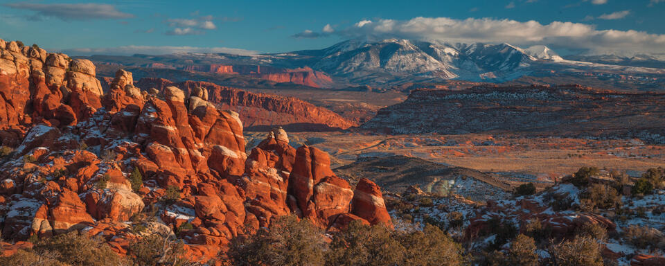 Beautiful Photo Picture from Arches National Park striped Rocks