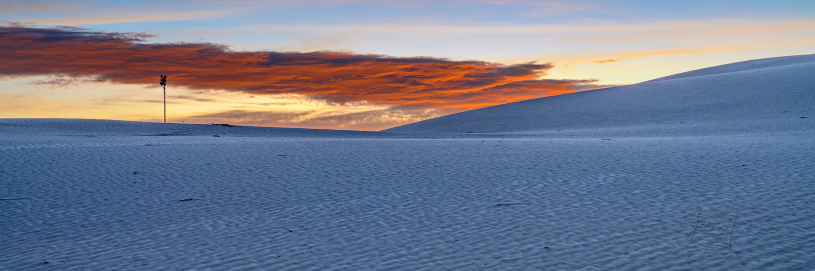 White Sands National Park Sand Dune Picture
